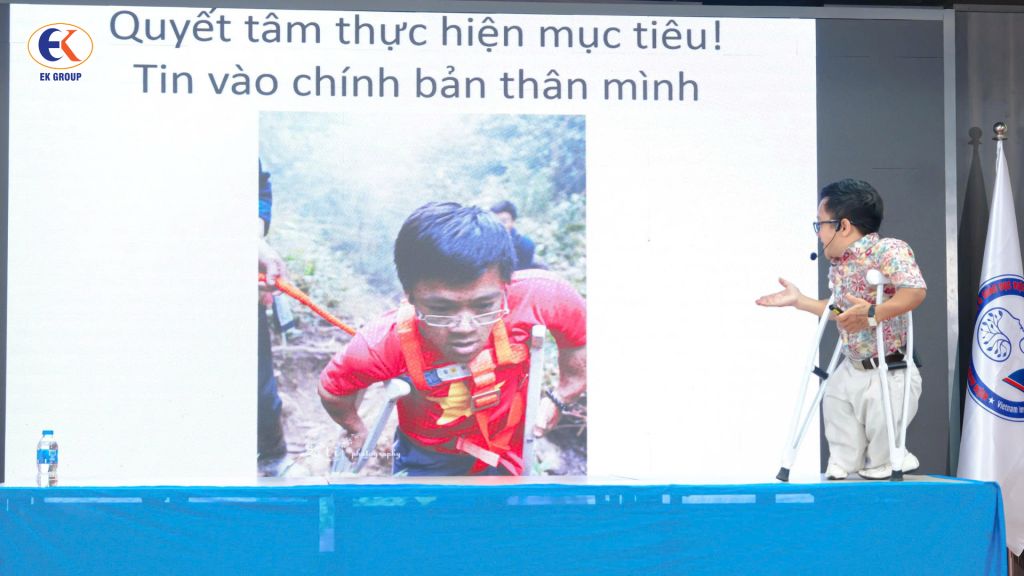 Chương trình "Đánh thức con người trong bạn"