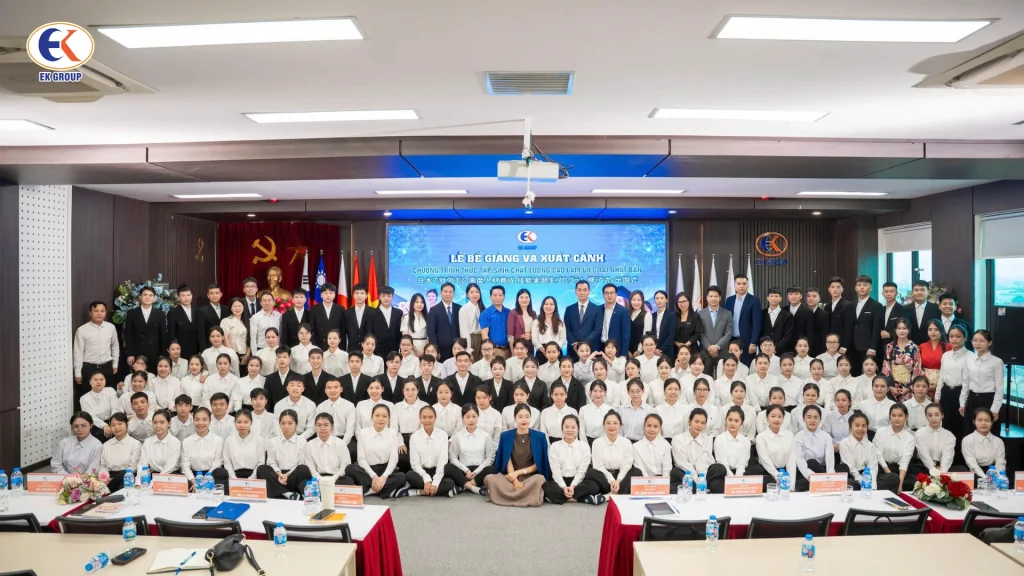 EK GROUP tổ chức lễ bế giảng và xuất cảnh chương trình TTS chất lượng cao làm việc tại Nhật Bản