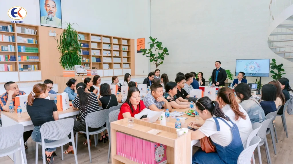 EK tổ chức lễ khai giảng chương trình thực tập sinh chất lượng cao làm việc tại Nhật Bản