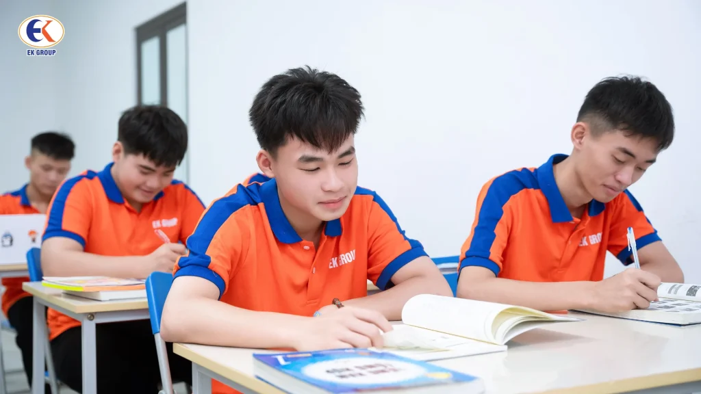 Đặt câu với từ mới ngay sau khi học