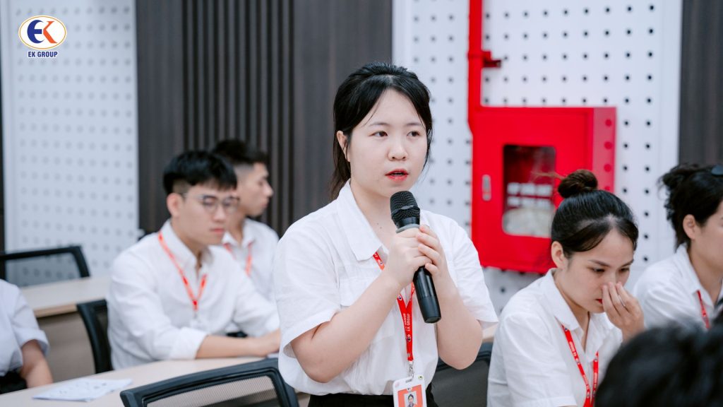 Cách giới thiệu bản thân bằng tiếng Đức