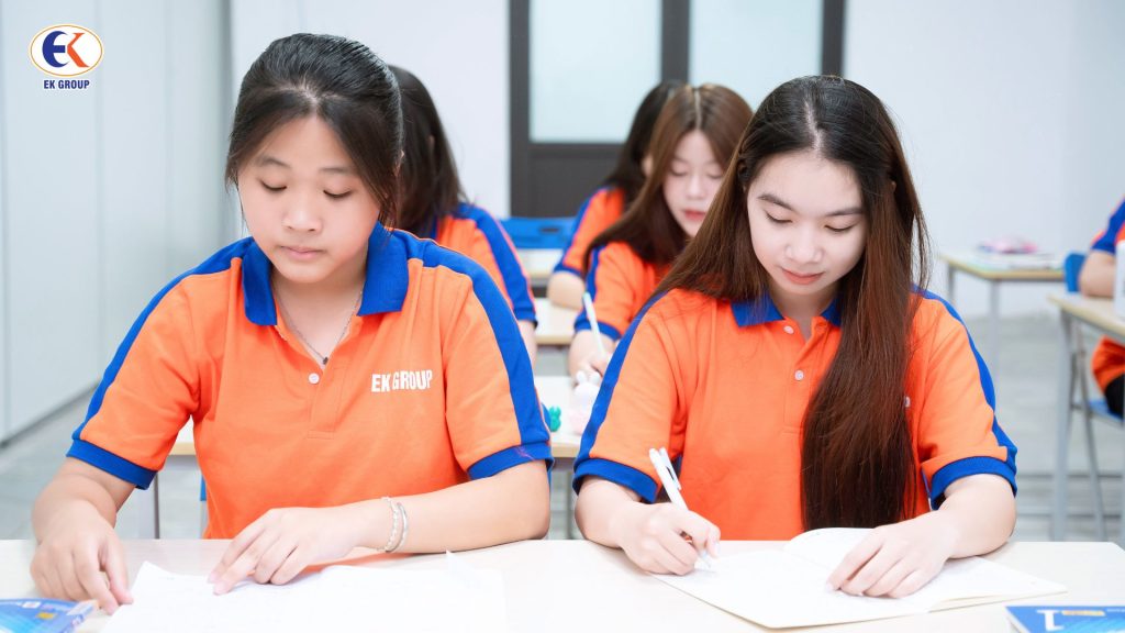Tuân thủ đúng thứ tự nét khi viết tiếng Hàn