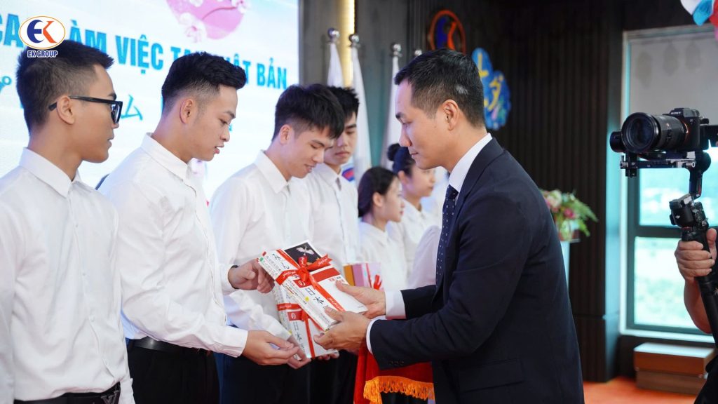 Chương trình Thực tập sinh Chất lượng cao làm việc tại Nhật Bản: “Viết điều ước – Chạm tương lai”