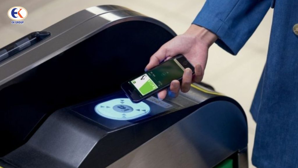 Hướng dẫn sử dụng thẻ Suica trên điện thoại tại Nhật Bản