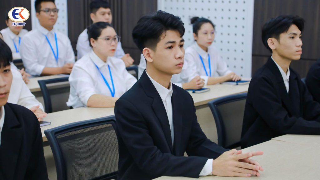 EK GROUP tổ chức Lễ Bế giảng và Xuất cảnh Thực tập sinh Chất lượng cao