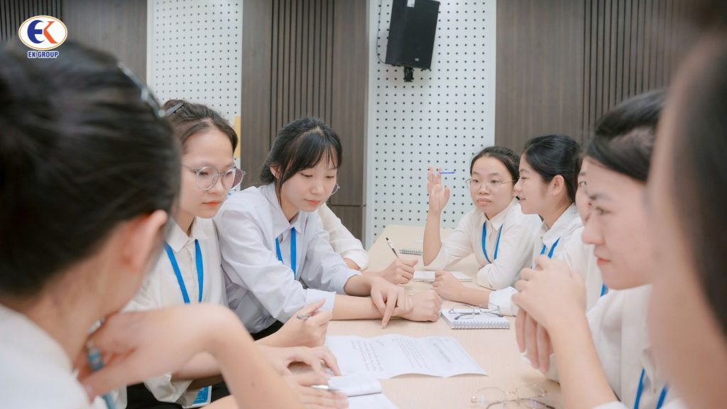 EK GROUP phối hợp cùng VISTE triển khai chuyên đề kỹ năng quản lý cảm xúc  và giao tiếp trong môi trường làm việc Nhật Bản