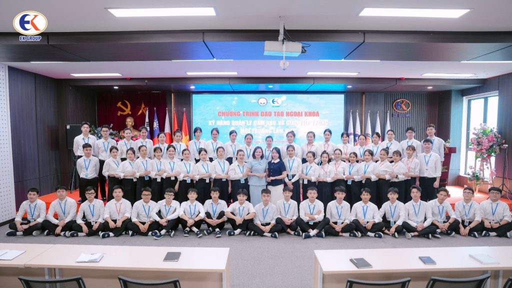 EK GROUP phối hợp cùng VISTE triển khai chuyên đề kỹ năng quản lý cảm xúc  và giao tiếp trong môi trường làm việc Nhật Bản
